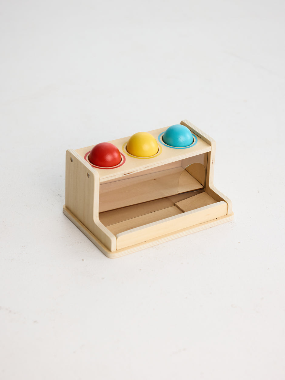 0-6 месеца: Първото докосване 