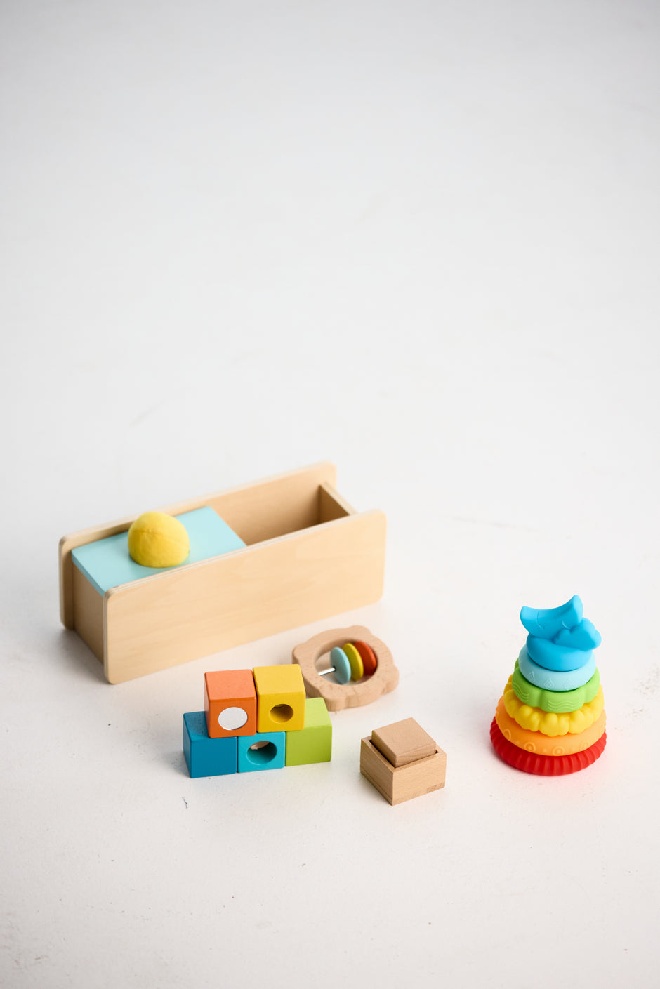 0-6 месеца: Първото докосване 