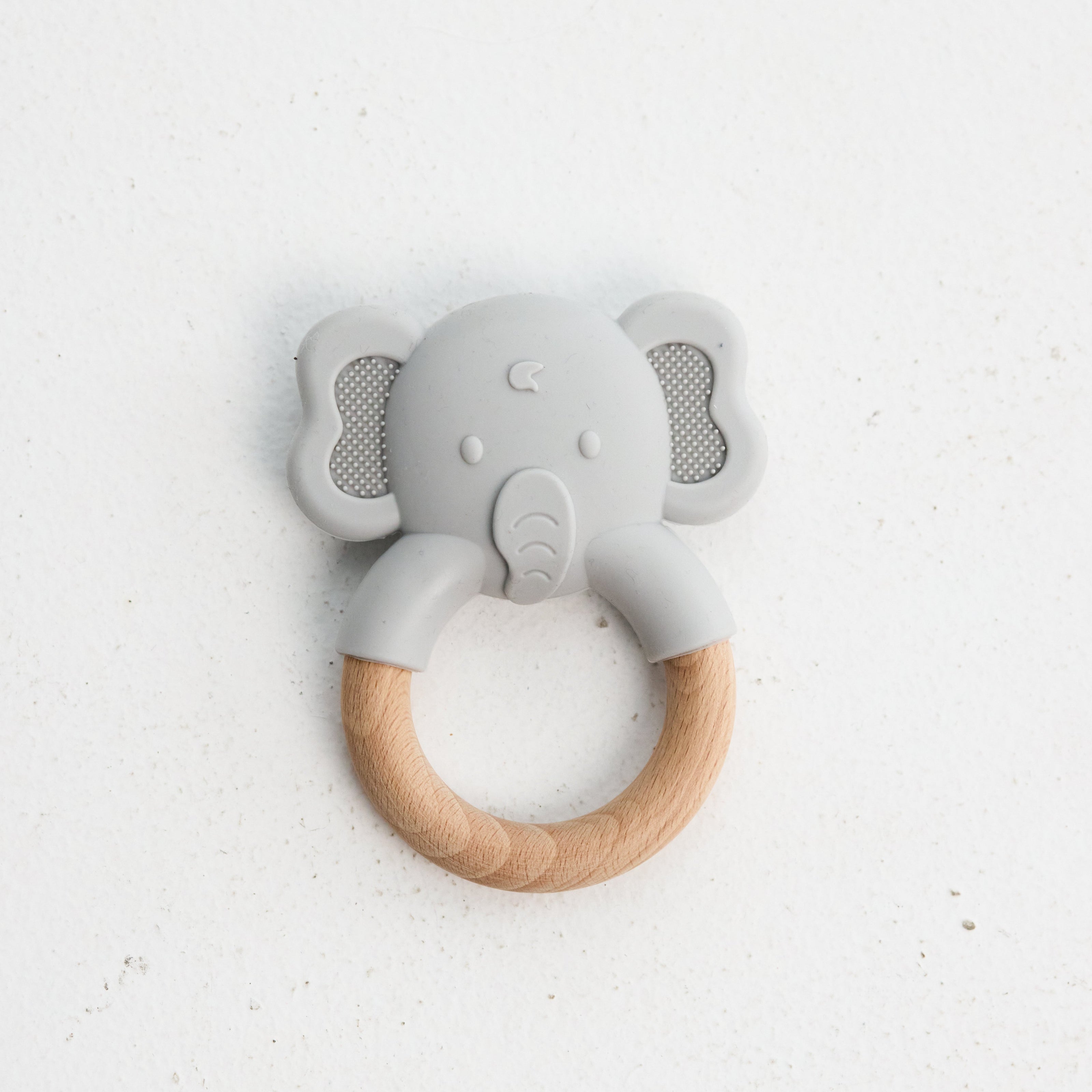 0-6 месеца: Първото докосване 